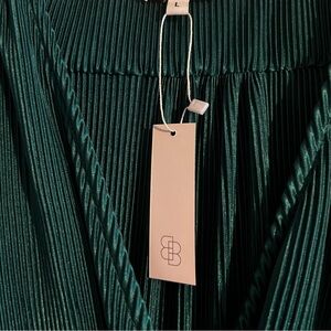 NWT Emerald Green Baltic Born Maxi Dress